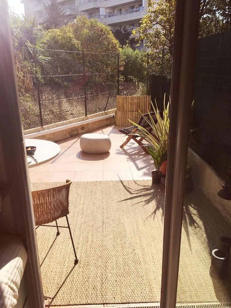Magnifique Studio Idealement Situe Et Tout Equipe Cannes Apartment