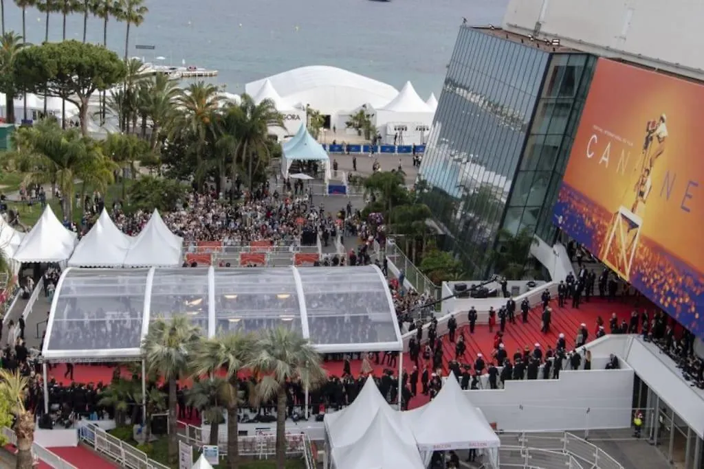 Apartment Magnifique Studio Idealement Situe Et Tout Equipe Cannes France